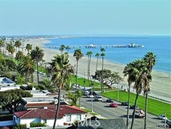 Property Photo: 2601 E Ocean 205 CA 90803