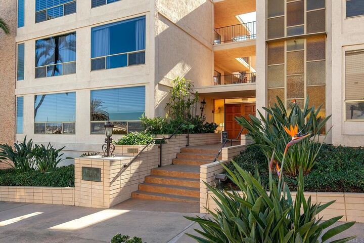 Property Photo: 2915 Lawrence St. 8 CA 92106