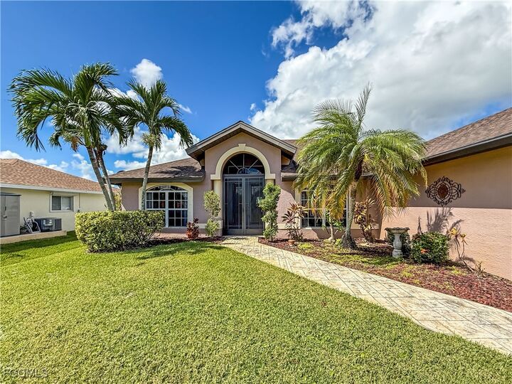 Property Photo:  4302 SW 19th Avenue  FL 33914