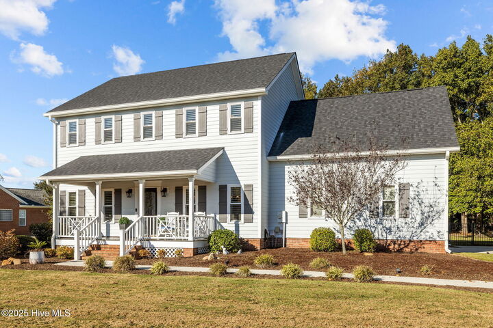 Property Photo:  1801 Clubhouse Drive  NC 28557 