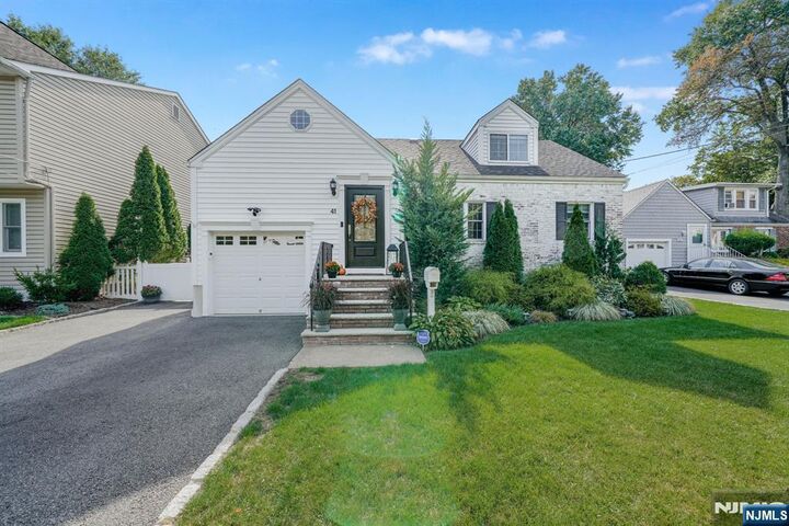 41 Hetherington Road  Nutley NJ 07110 photo