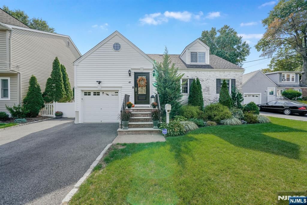 Property Photo: 41 Hetherington Road NJ 07110