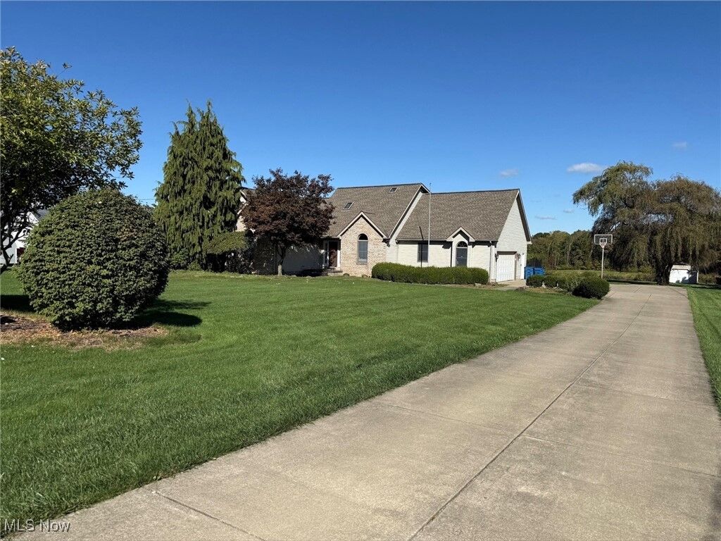 Property Photo: 5581 Struthers Road OH 44471