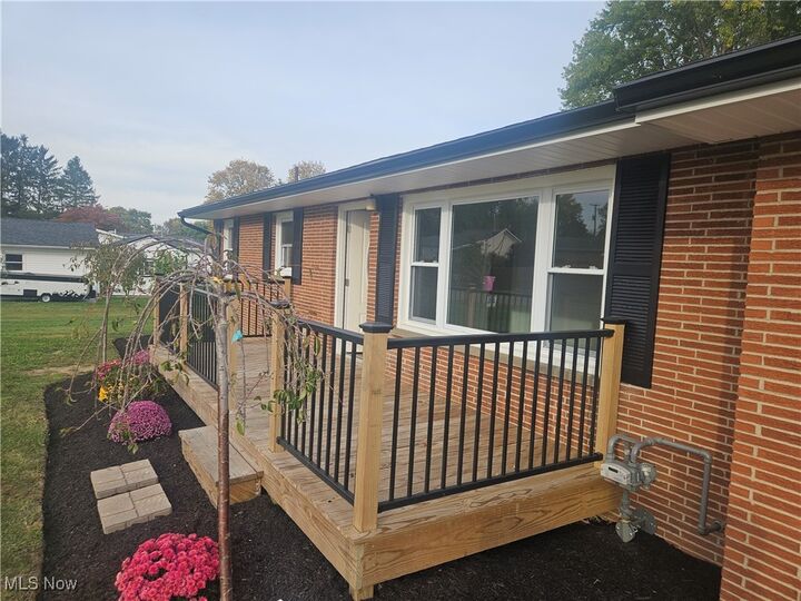 Property Photo: 1 Freeway Avenue OH 43019