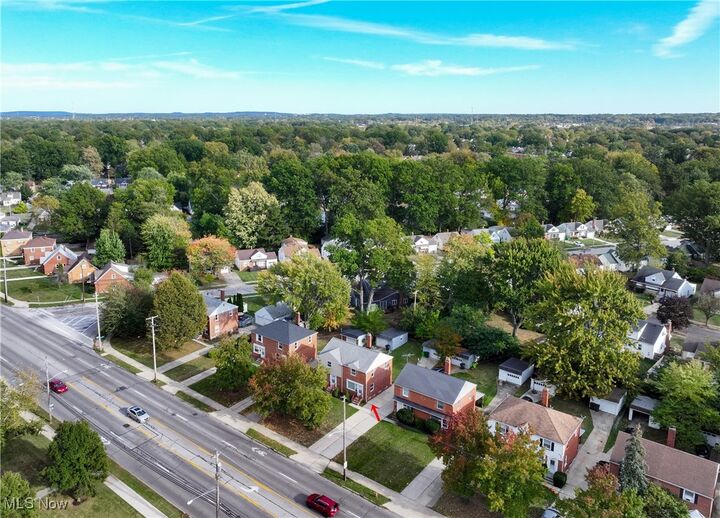 Property Photo: 25380-25400 Lake Shore Boulevard OH 44132