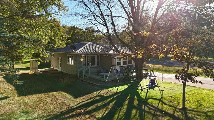 Property Photo: 835 Isle Street W MN 56342