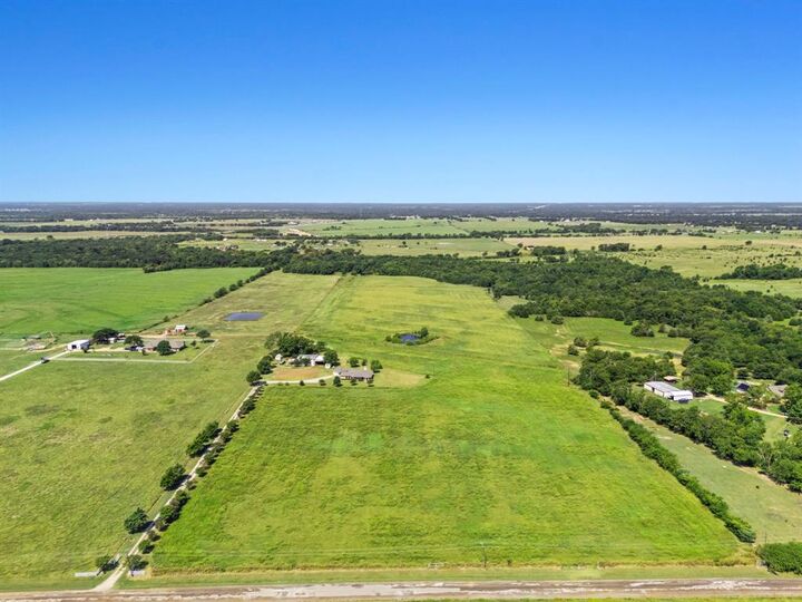 Property Photo: 795 Vz County Road 3412 TX 75169