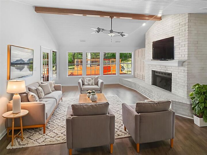 Property Photo: 240 Priscilla Circle TX 75071