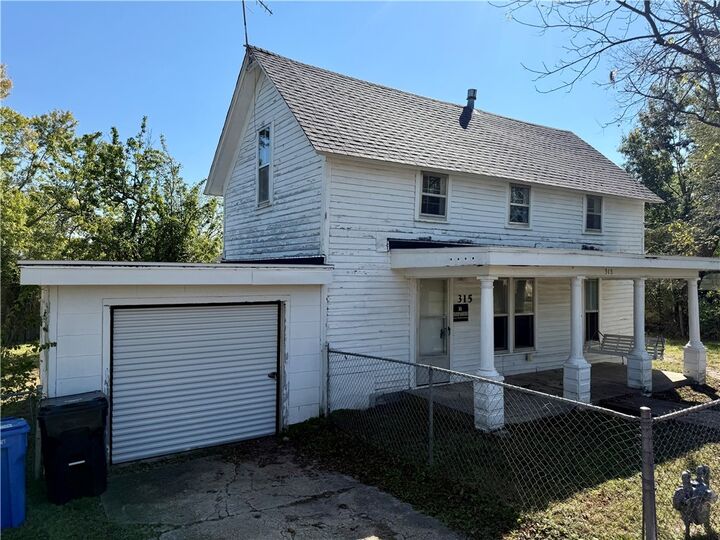 315 N C Street  Rogers AR 72756 photo