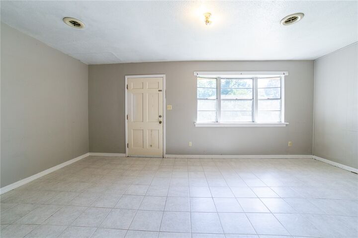 Property Photo: 2300 Cottonwood Place AR 72762