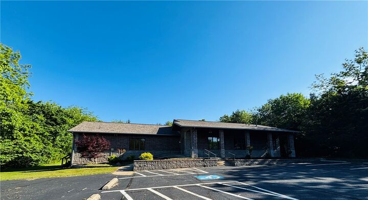 Property Photo: 1629 Harding Boulevard AR 72626