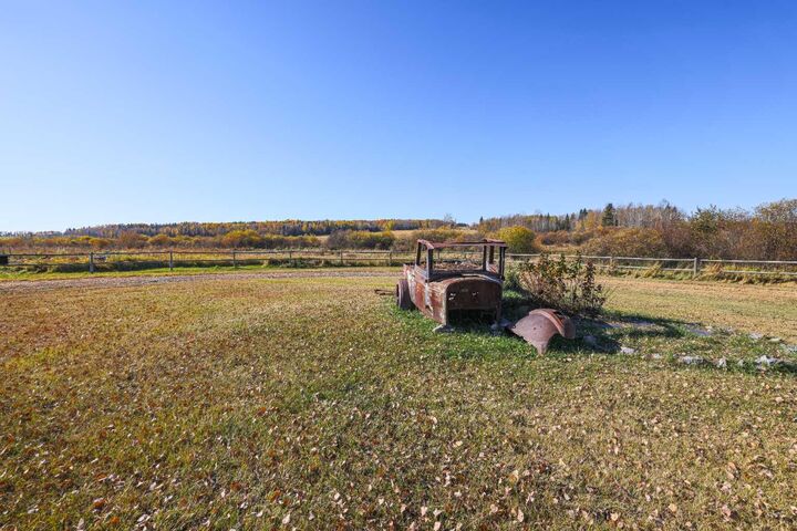Property Photo: 61049 Township Road 41-0 AB T4T 2A1
