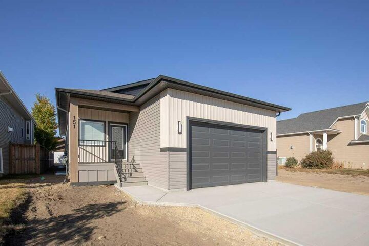 Property Photo: 151 Cedar Square AB T4M 0A2