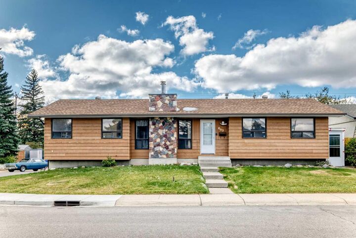 Property Photo: 603 Mariposa Place AB T2E 5V9