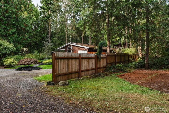 Property Photo: 154 Mediterranean WA 98368
