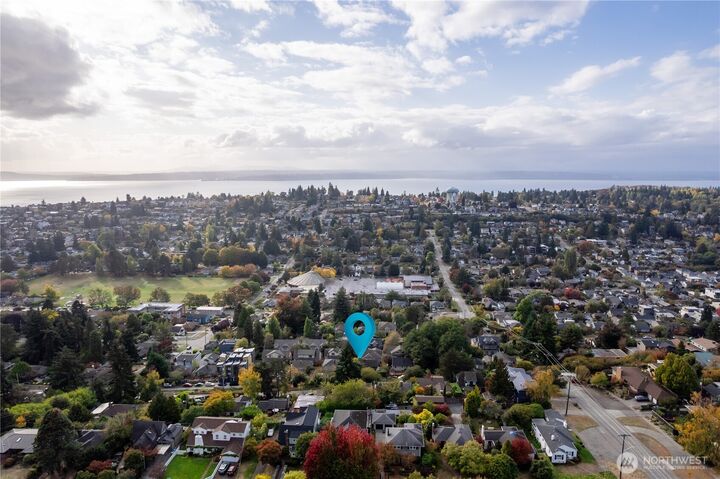 Property Photo: 3034 30th Avenue W WA 98199