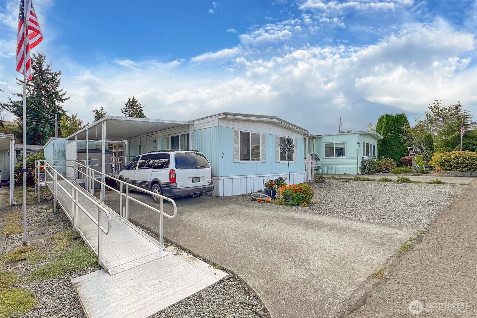 Property Photo:  921 S Third Avenue 07  WA 98382 
