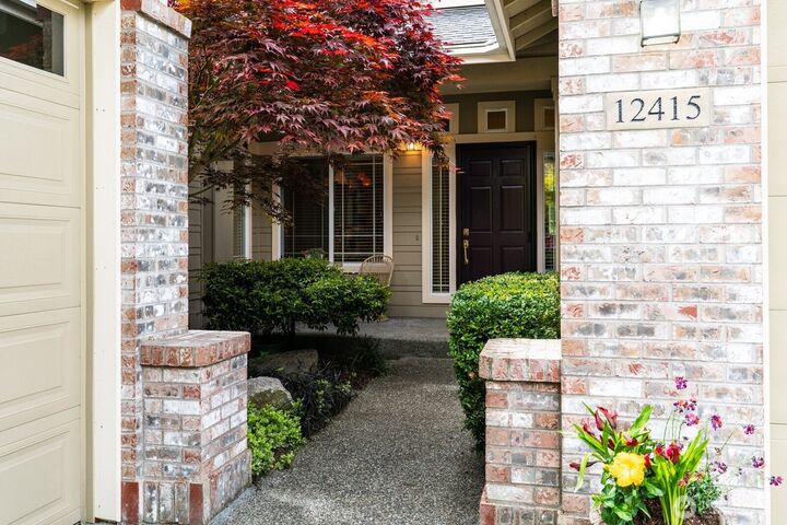 Property Photo: 12415 235th Place NE WA 98053