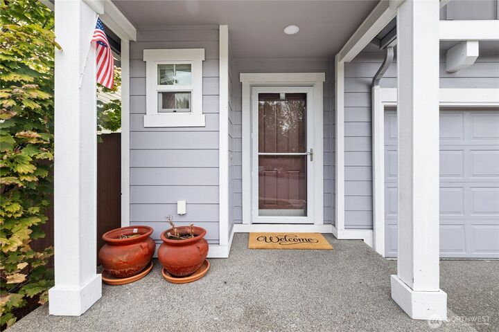 Property Photo:  24118  134th Ct  SE  WA 98042 
