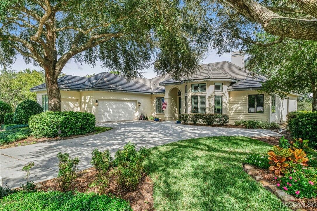 Property Photo:  2623 N Prestwick Way  FL 34461 