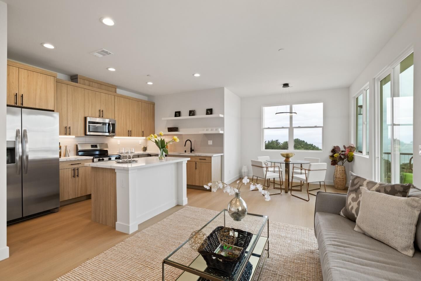 Property Photo: 807 Fassler Avenue CA 94044