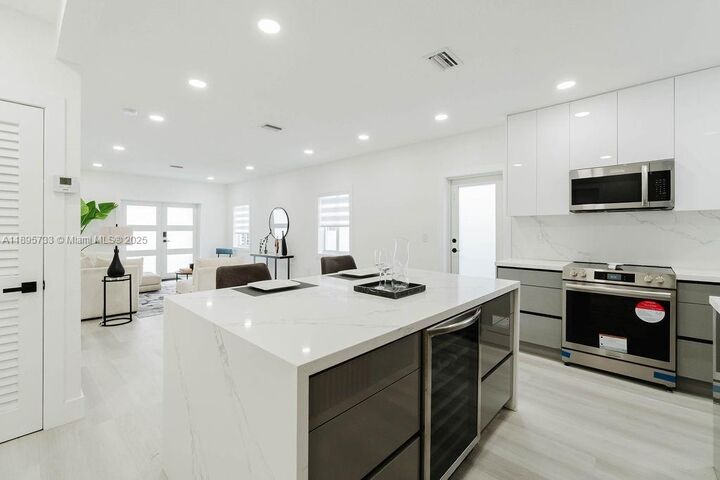 Property Photo: 2101 SW 16th Ter FL 33145