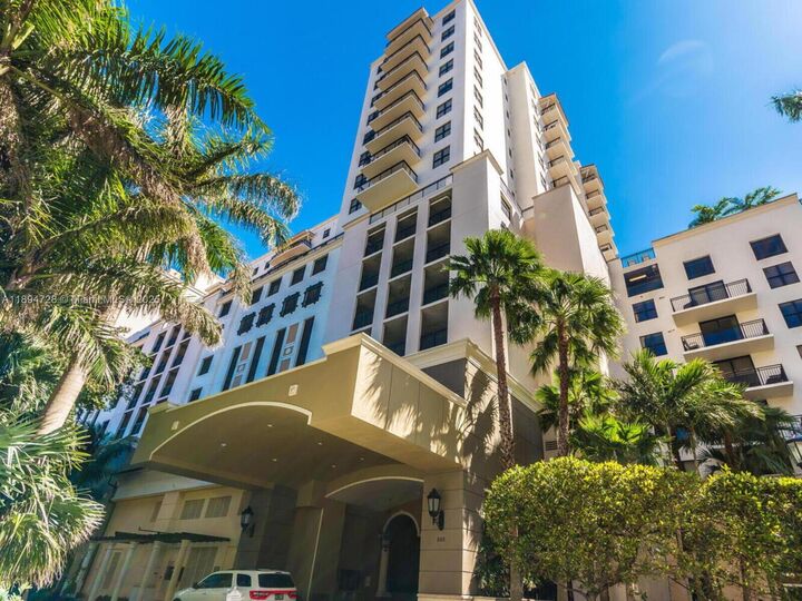 Property Photo: 888 S Douglas Rd 113 FL 33134