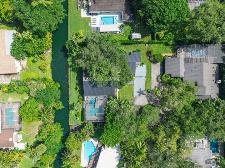 Property Photo: 7605 SW 160th Ter FL 33157