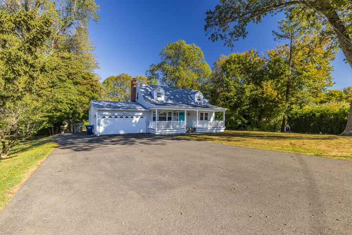 Property Photo:  60 Lillian Drive  CT 06611