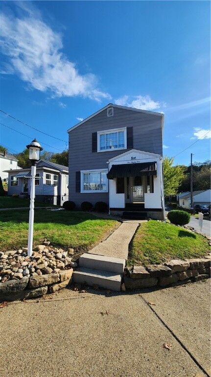 Property Photo:  525 Burns Street  PA 15690 