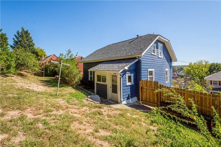 Property Photo:  285 Patterson Ave  PA 15017 