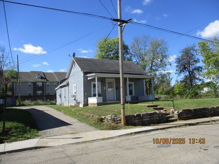 Property Photo: 114 S Roosevelt Avenue OH 45356