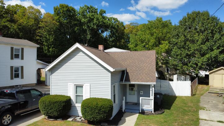 Property Photo: 517 W Market Street OH 45373