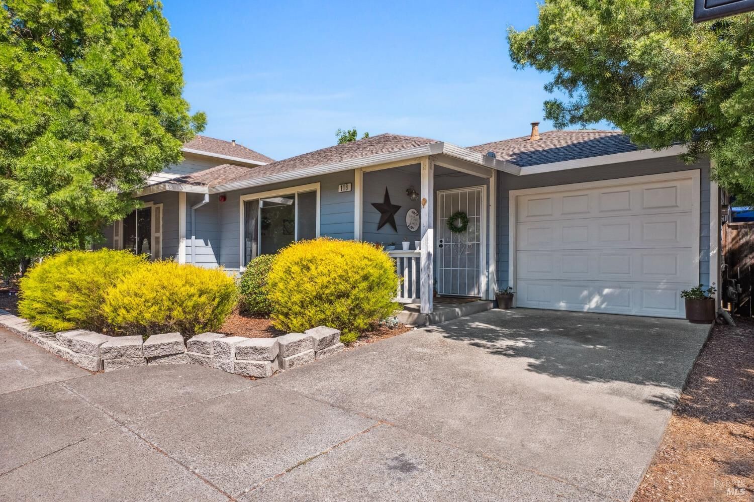 Property Photo: 118 Garden Circle Way CA 95425