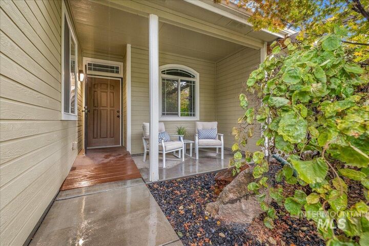 Property Photo: 9343 W Olivia St ID 83704