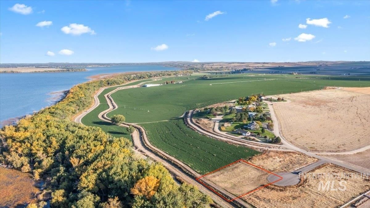 Property Photo: Nna Whetstone Ln ID 83607