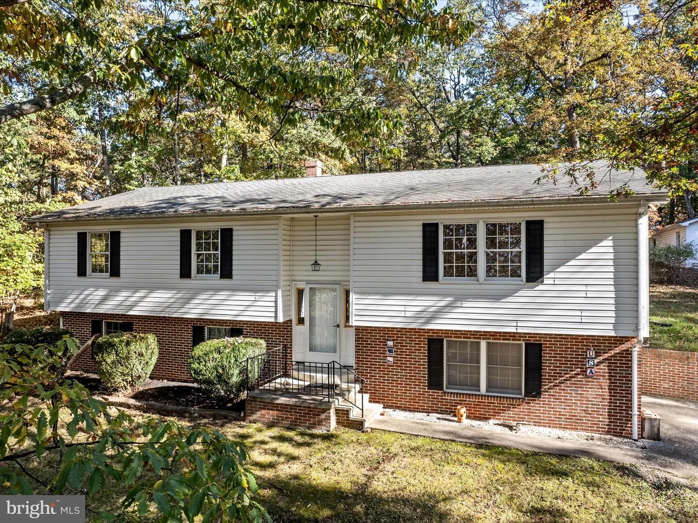 Property Photo: 188 Oak Drive WV 26711