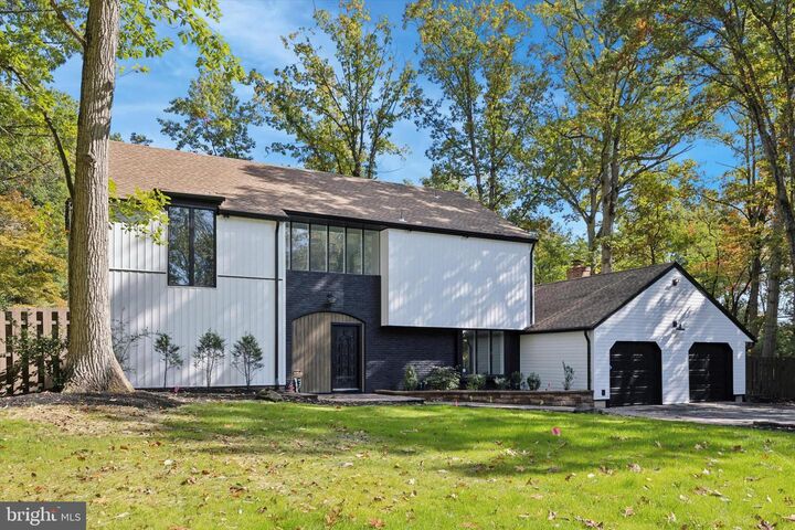 Property Photo:  102 Lane Of Trees  NJ 08003