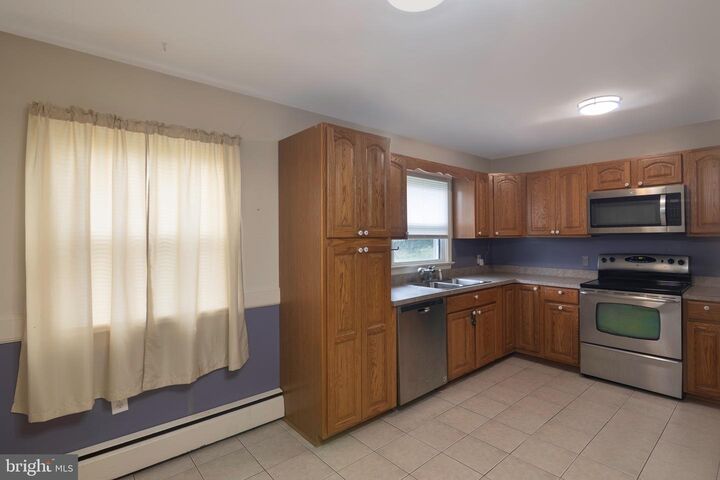 Property Photo: 409 Main Street MD 21636