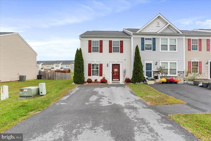 53 Fast View Drive  Martinsburg WV 25404 photo