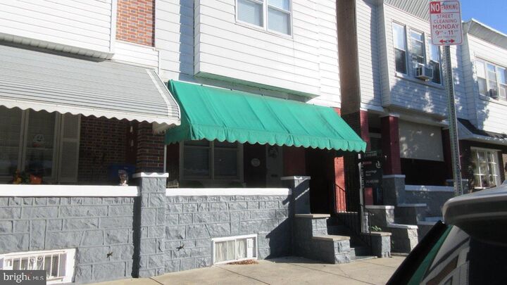 Property Photo:  2419 S 4th Street  PA 19148 