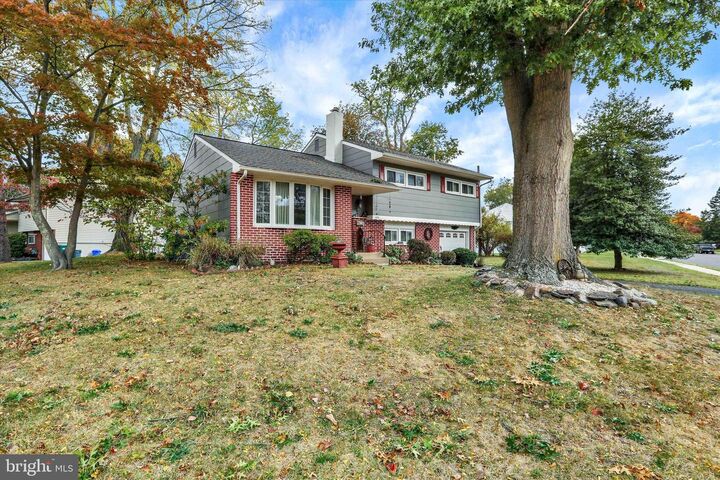 Property Photo: 404 Alden Avenue PA 19067