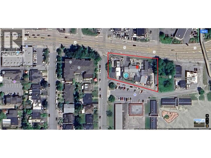 Property Photo:  6886 Hastings Street  BC V5B 1T1 