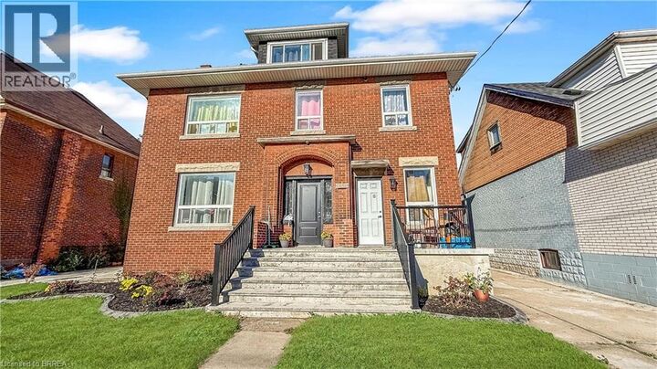 Property Photo:  119 Ottawa Street North  ON L8H 3Y9 