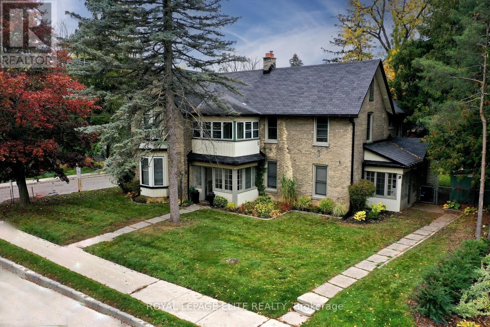 Property Photo: 18-20 Reuben Street ON L4G 2M2