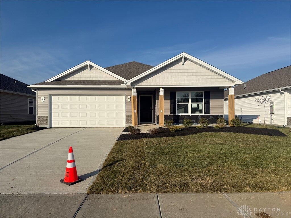 Property Photo: 209 Lightfoot Court OH 45344