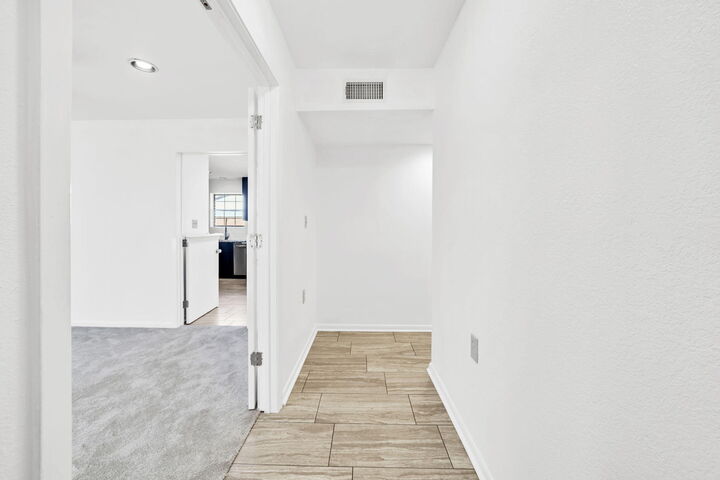 Property Photo: 605 Sea Oats Drive FL 32541