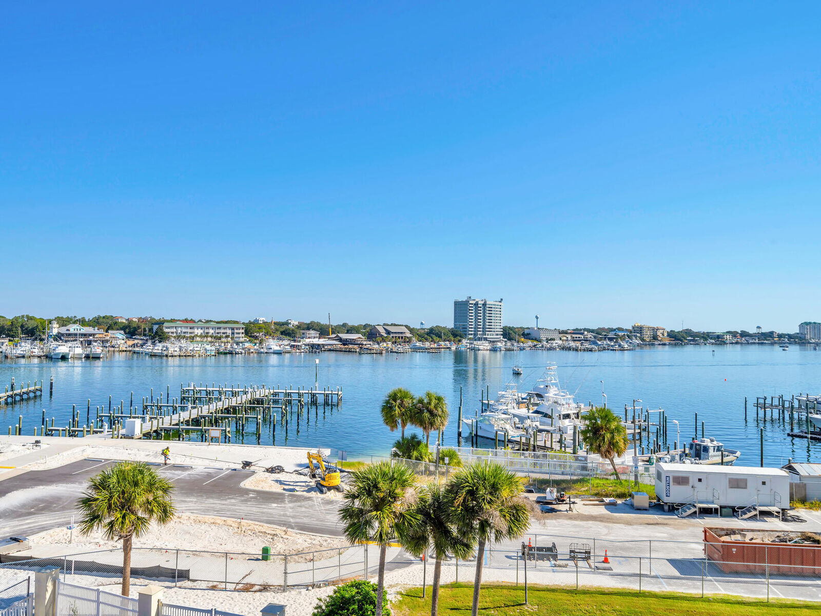Property Photo: 100 Gulf Shore Drive 405 FL 32541