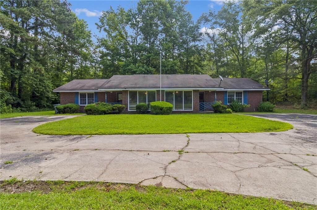 Property Photo: 151 Highway 36 Bypass GA 30204