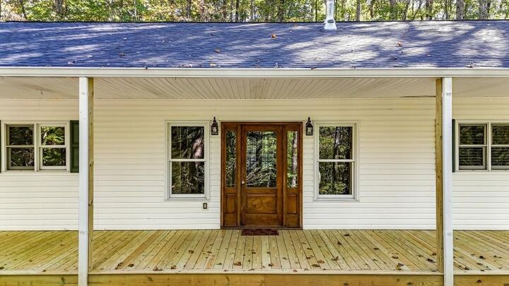Property Photo:  438 E Price Creek Road  GA 30143 